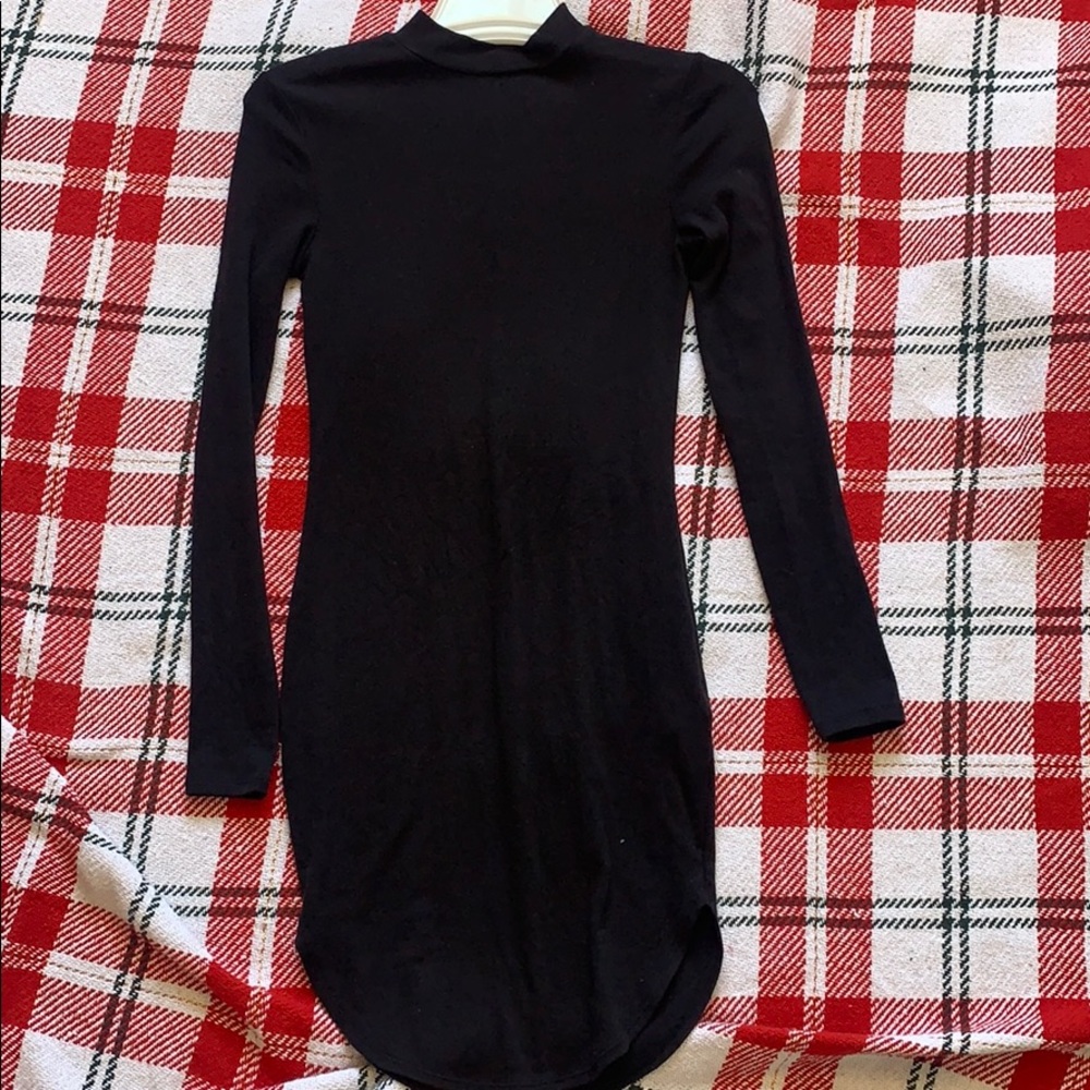 Black Long sleeve dress